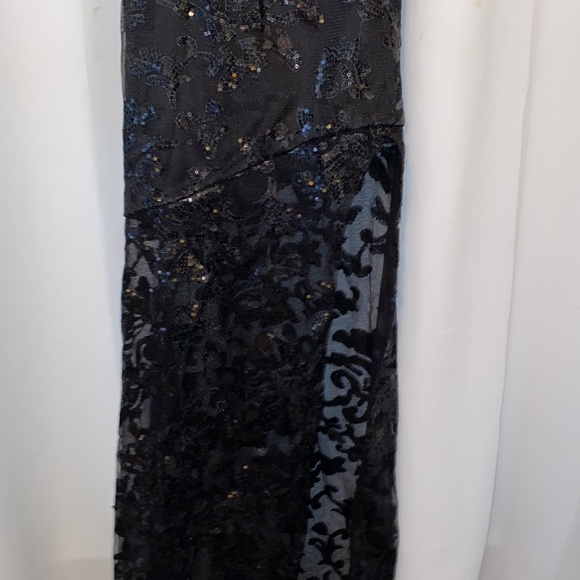 Formal/Prom Dress! - Picture 2 of 4